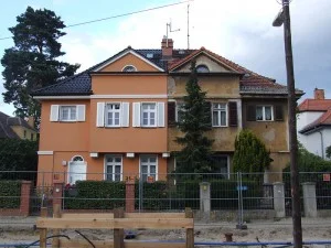 Bausanierung – Fassade mit Gerüst